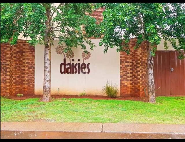 1 BEDROOM APARTMENT FOR SALE IN DASSIE RAND